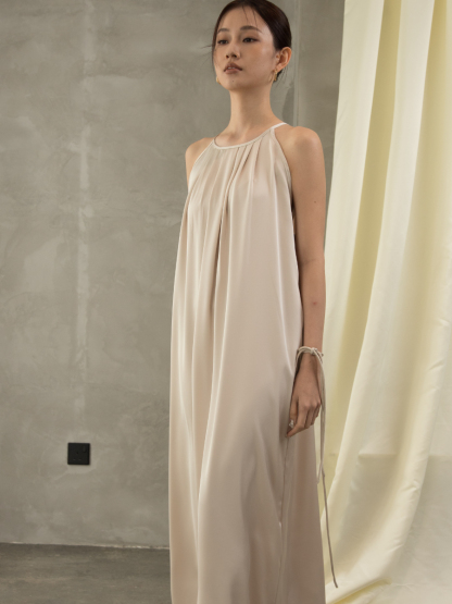 Gervaise Halter Neck Pleated Maxi Dress (Discounted-Free Size)-The Black Bow-