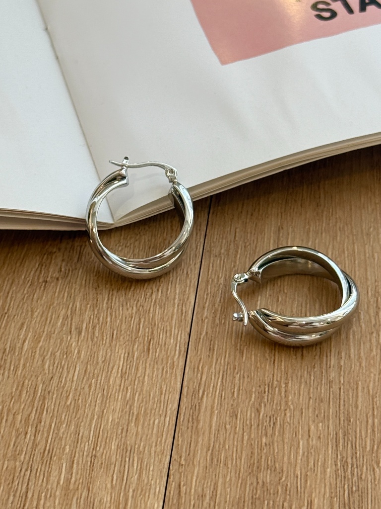 Chae-Won Double Hoop Earrings