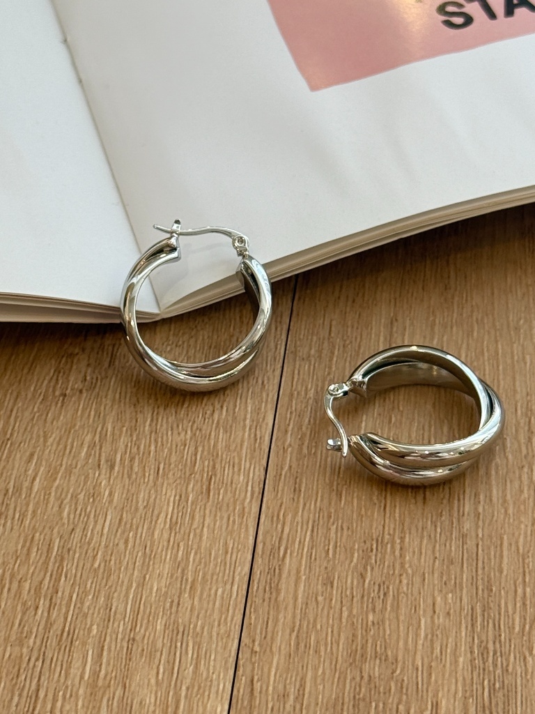 Chae-Won Double Hoop Earrings