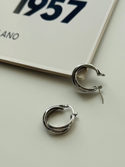 Chae-Won Double Hoop Earrings