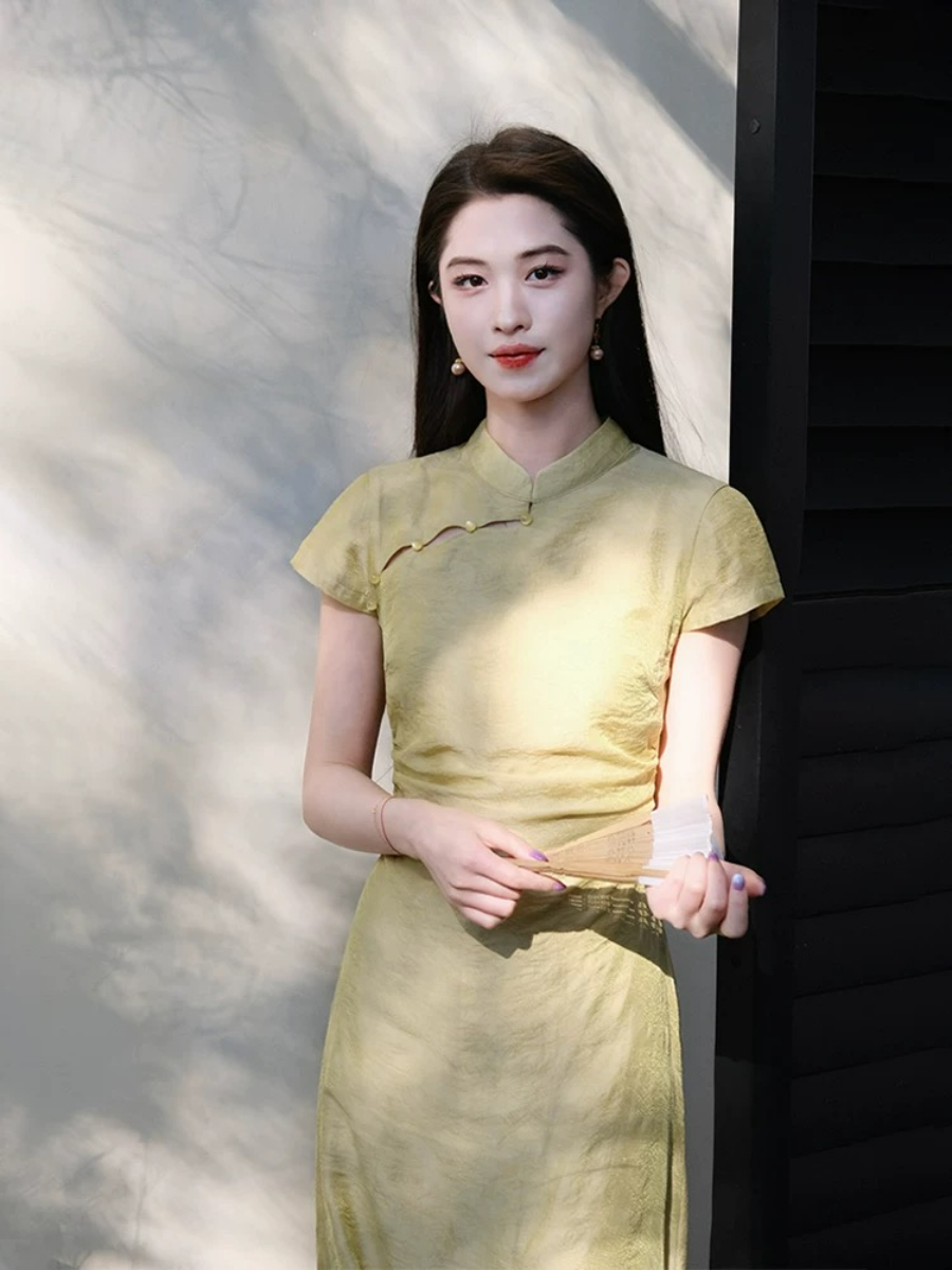 Shuang Sheng Oriental Dress