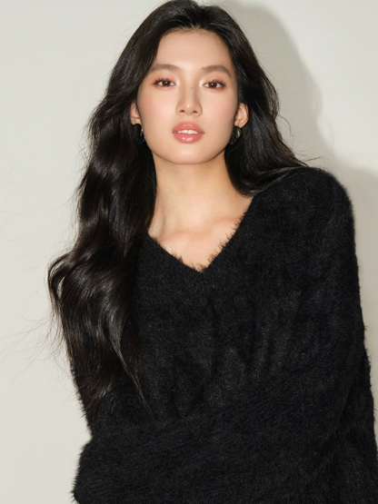 Blossom Furry Sweater-The Black Bow-