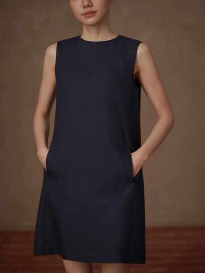 Ruiby Back Detailed Column Dress