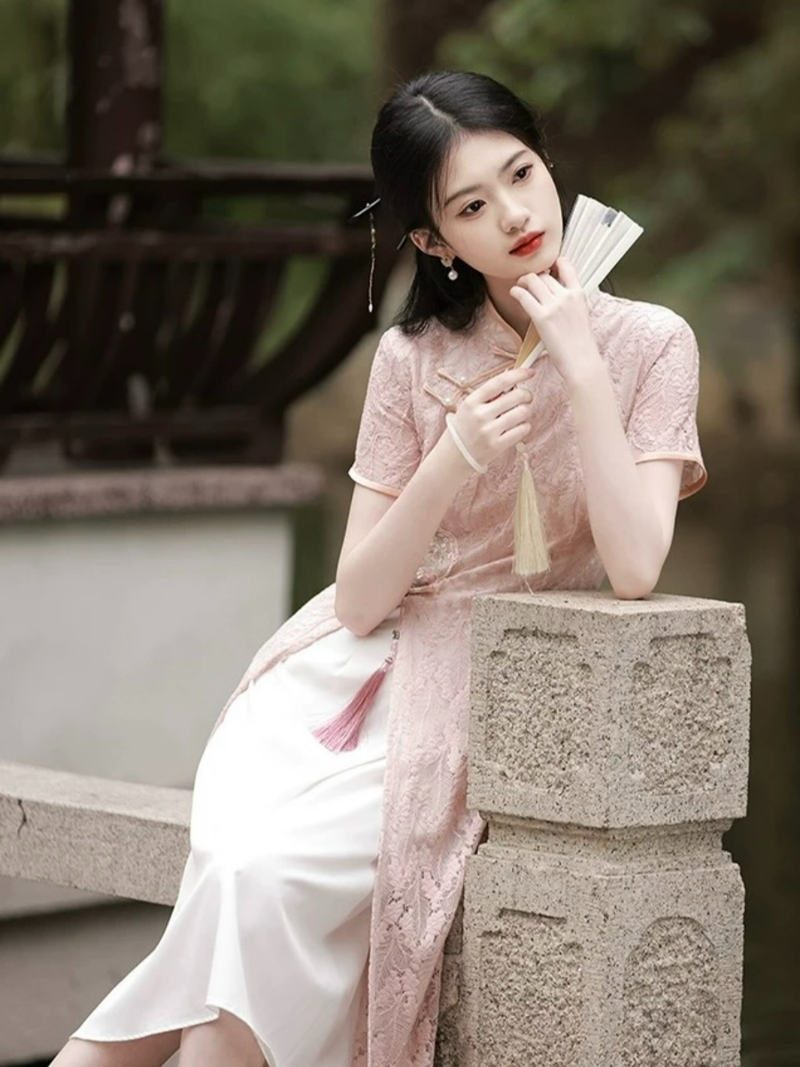 Shuang Shuang Lacey Oriental Dress