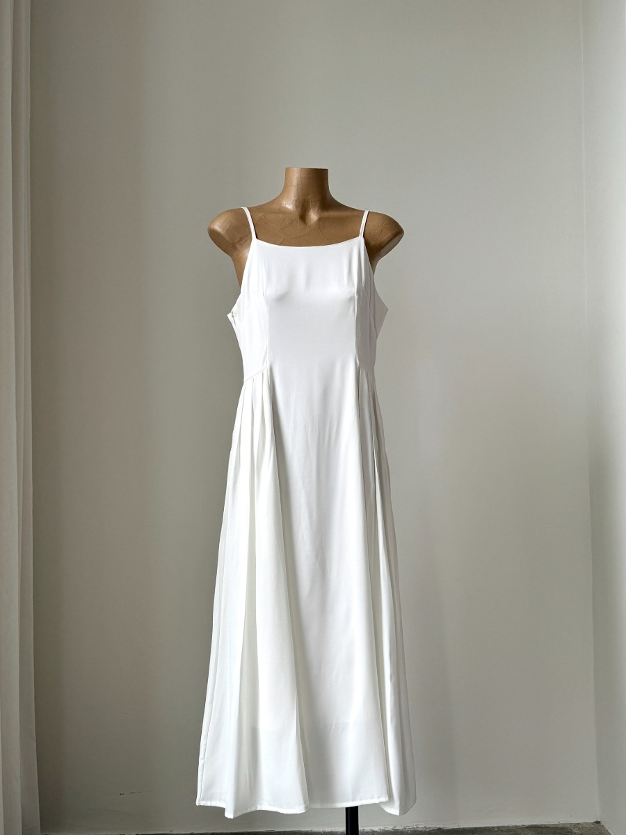 Zi Wei Two Piece Set Graceful Embroided Sheer Oriental Dress-The Black Bow-