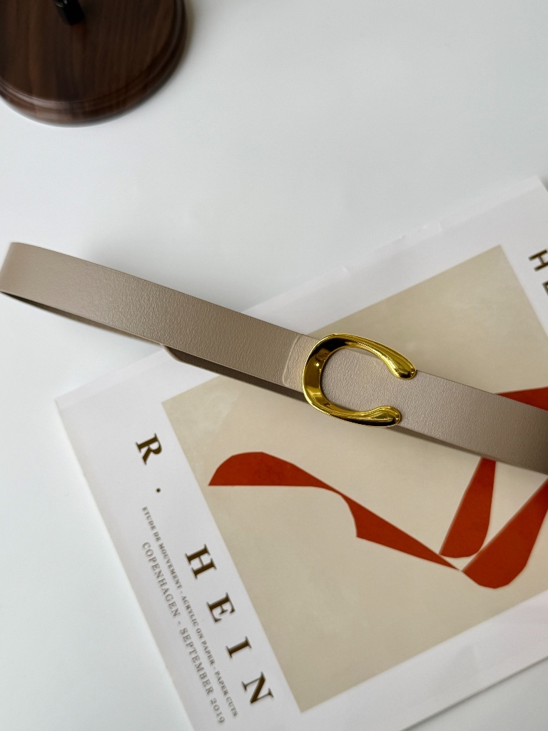 Berulah C Buckle Belt