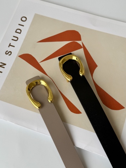 Berulah C Buckle Belt