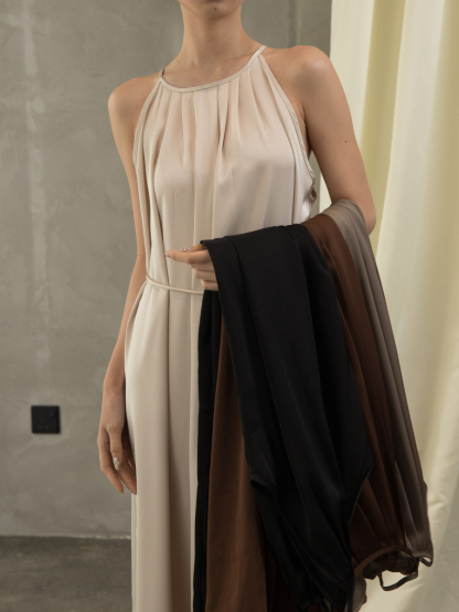 Gervaise Halter Neck Pleated Maxi Dress (Discounted-Free Size)-The Black Bow-