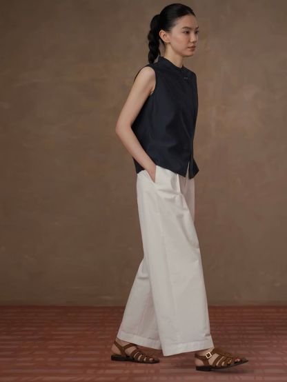 Rong Stand Collar Top