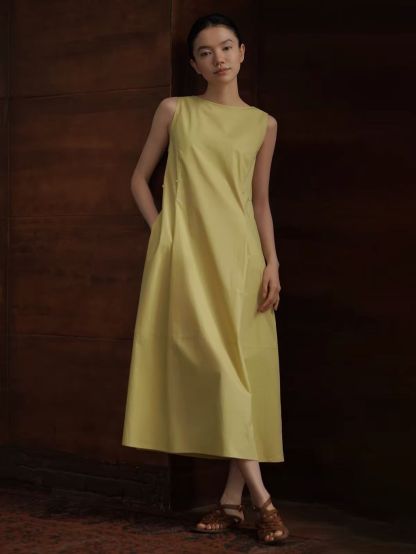 Rabiah Waist Defined Midi Dress
