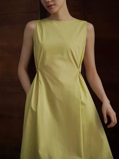 Rabiah Waist Defined Midi Dress