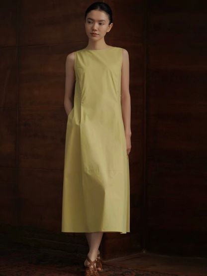 Rabiah Waist Defined Midi Dress