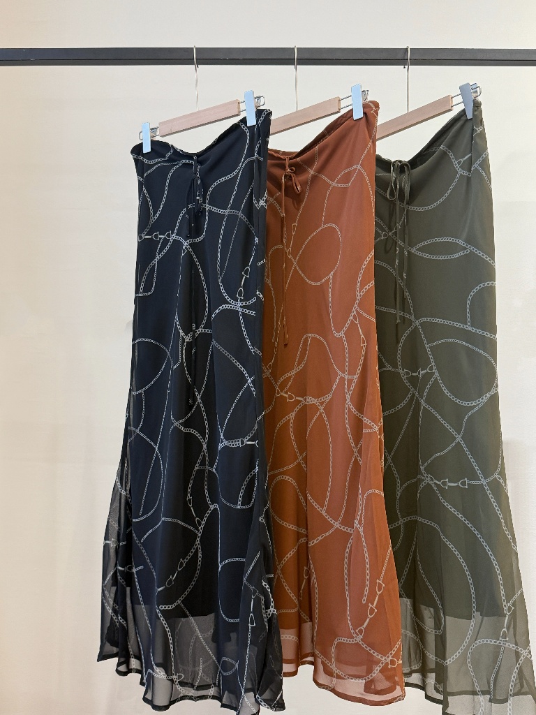 Wayan Graphic Print Skirt
