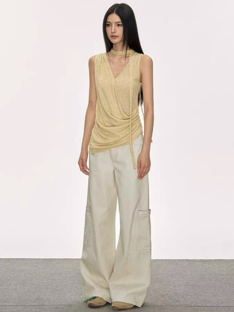 Daia Neck Tied Knit Top