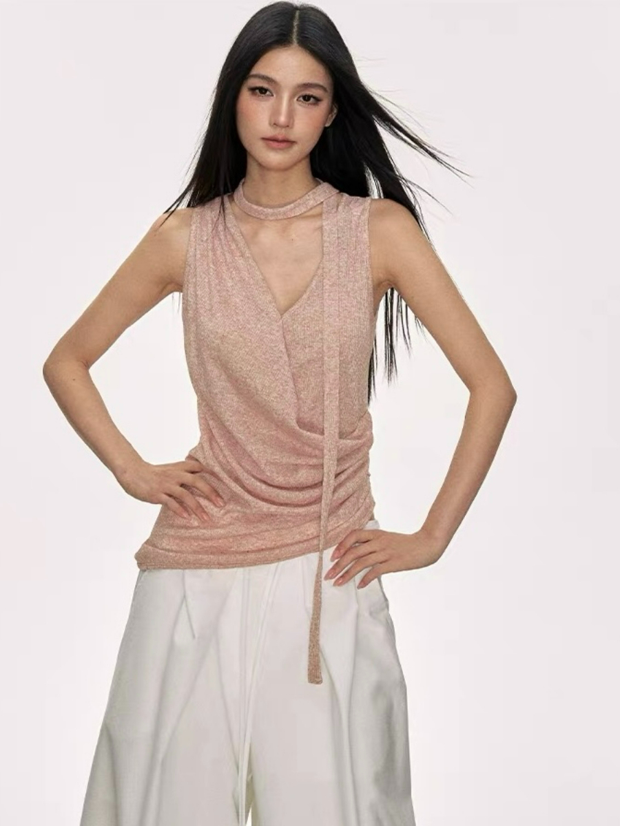 Daia Neck Tied Knit Top