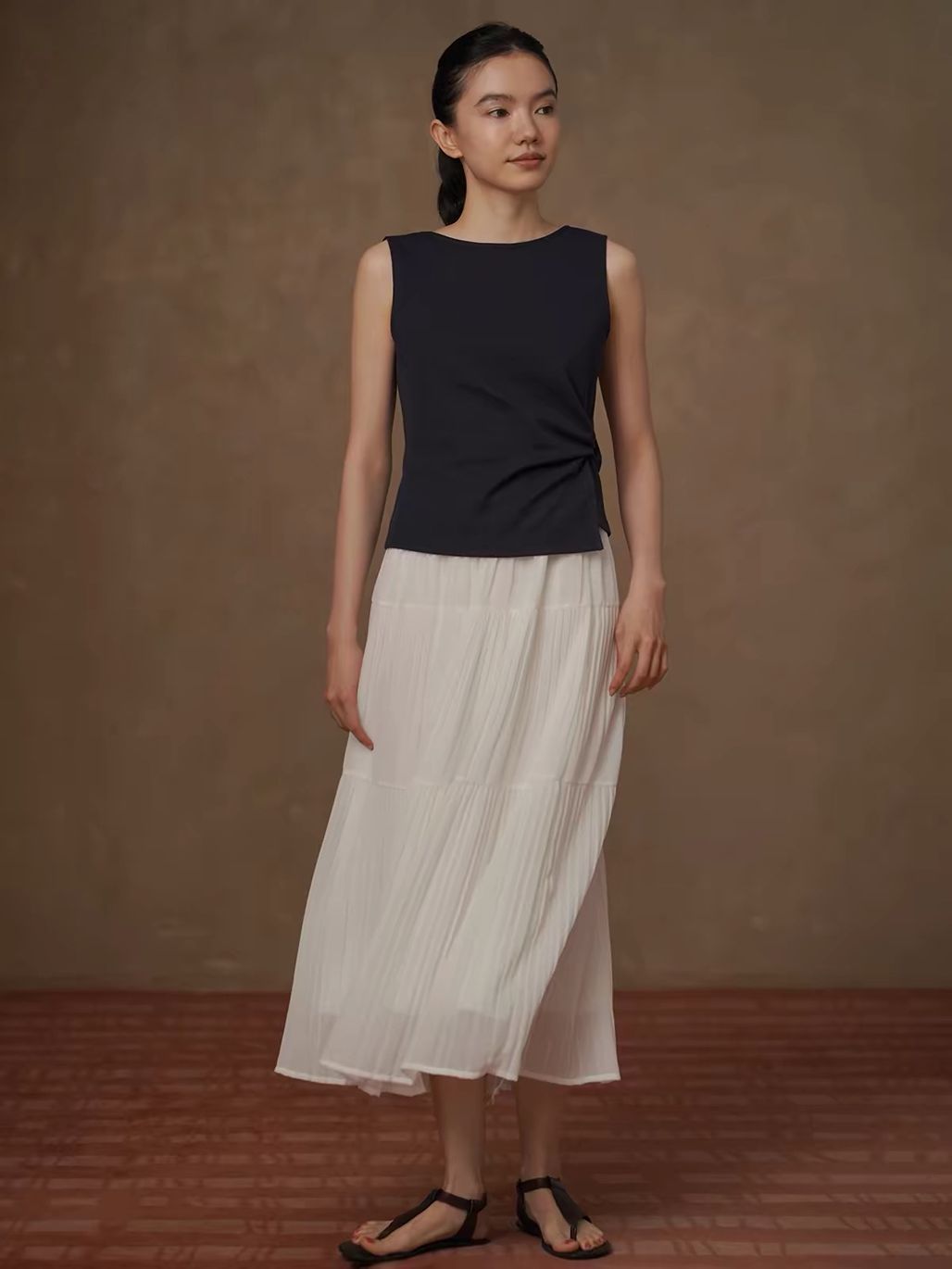 Ryder Side-Twist Sleeveless Top