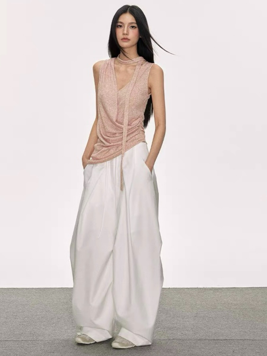 Daia Neck Tied Knit Top