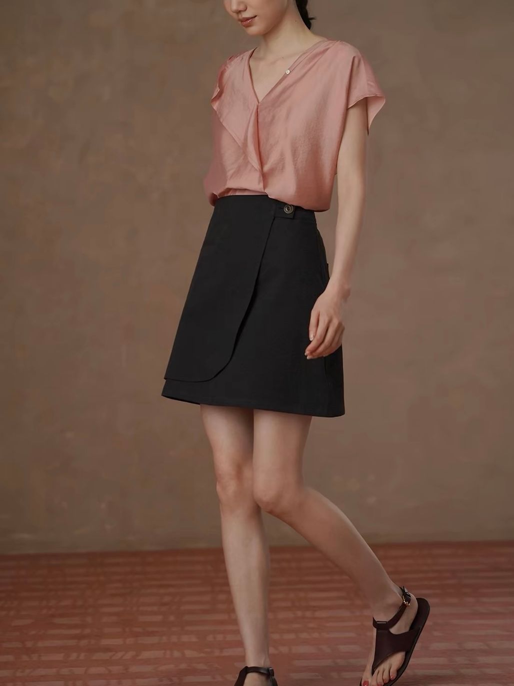 Row Soft Ruffle Blouse
