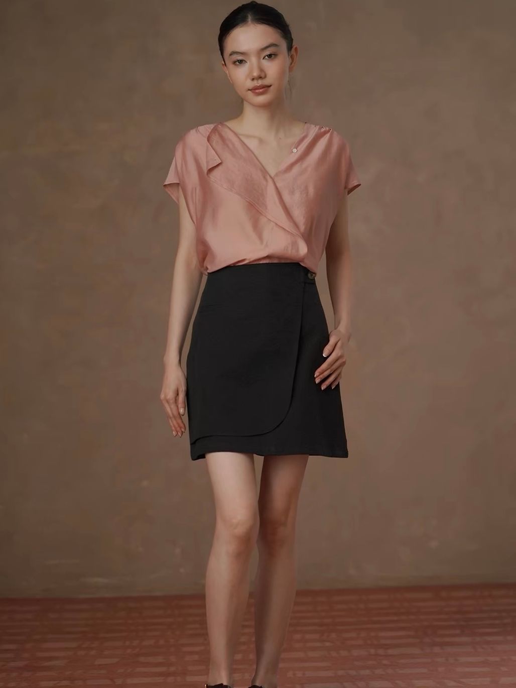 Row Soft Ruffle Blouse