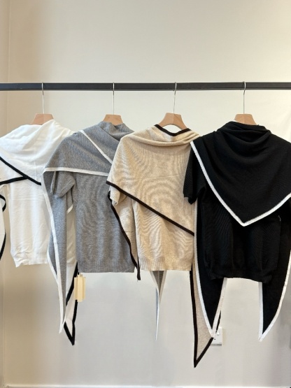 Yonaly Top & Shawl Two Pieces Top
