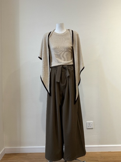 Yonaly Top & Shawl Two Pieces Top