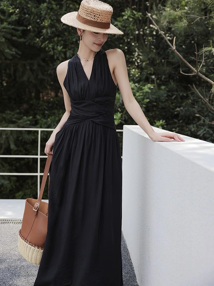 Xenna Halter Neck Maxi Dress