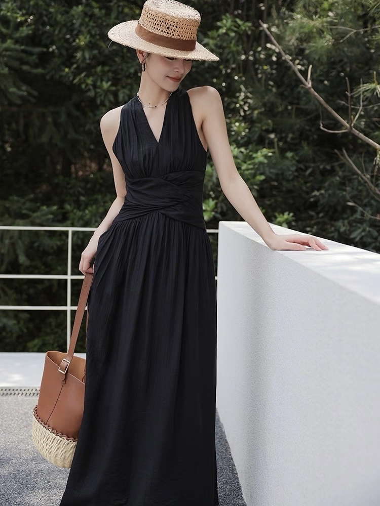 Xenna Halter Neck Maxi Dress