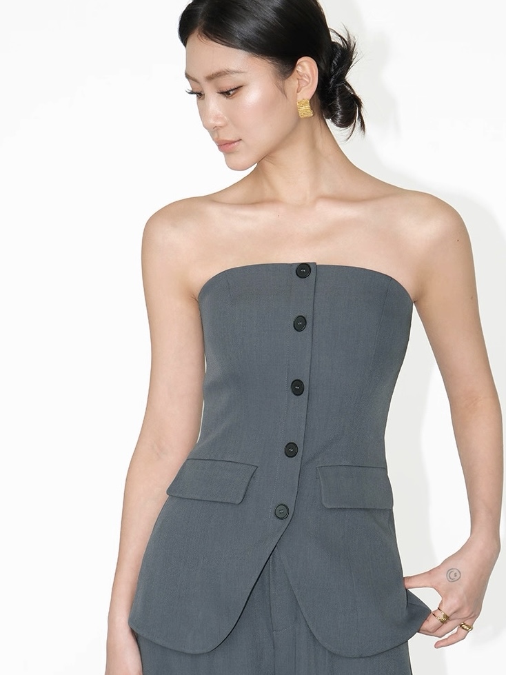 Dallas Sleek Button Strapless Top
