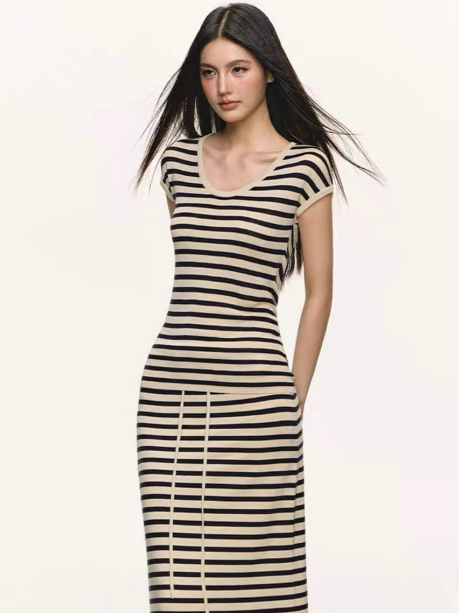 Dynna Stipe Top & Skirt Set