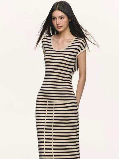 Dynna Stipe Top & Skirt Set