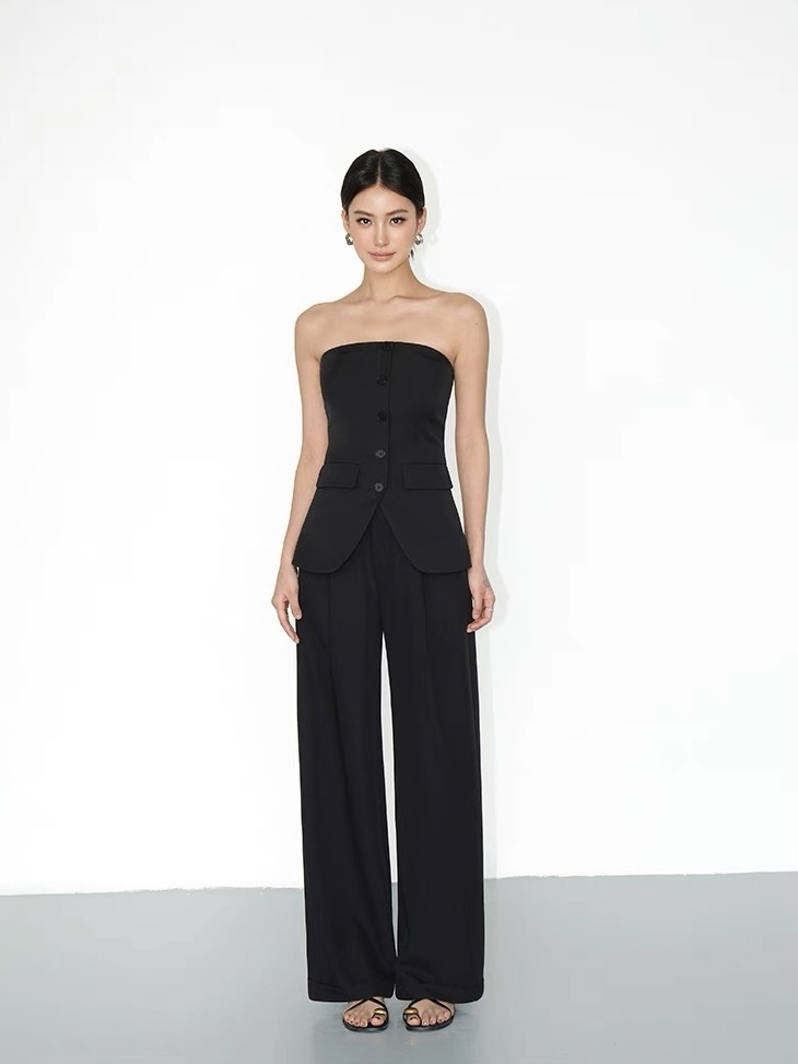 Dallas Sleek Button Strapless Top