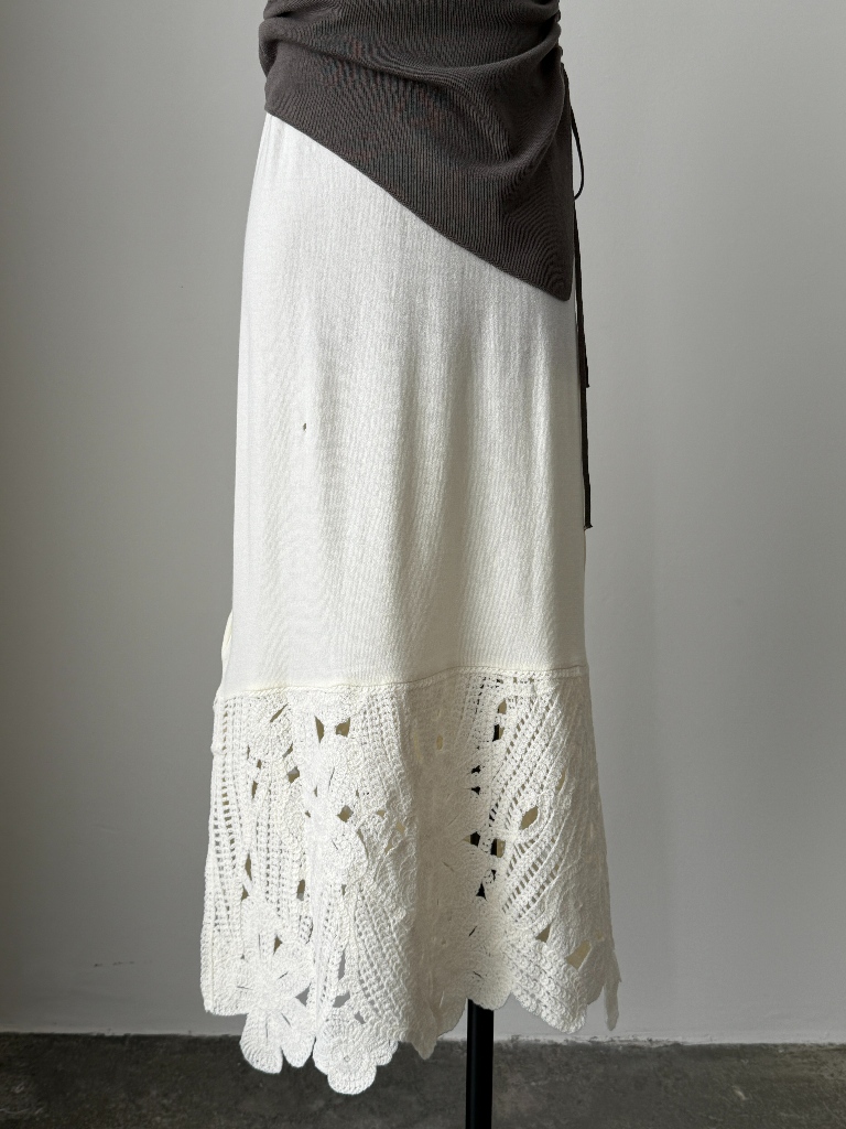 Xaviera Crochet Skirt (Rejected-S size)