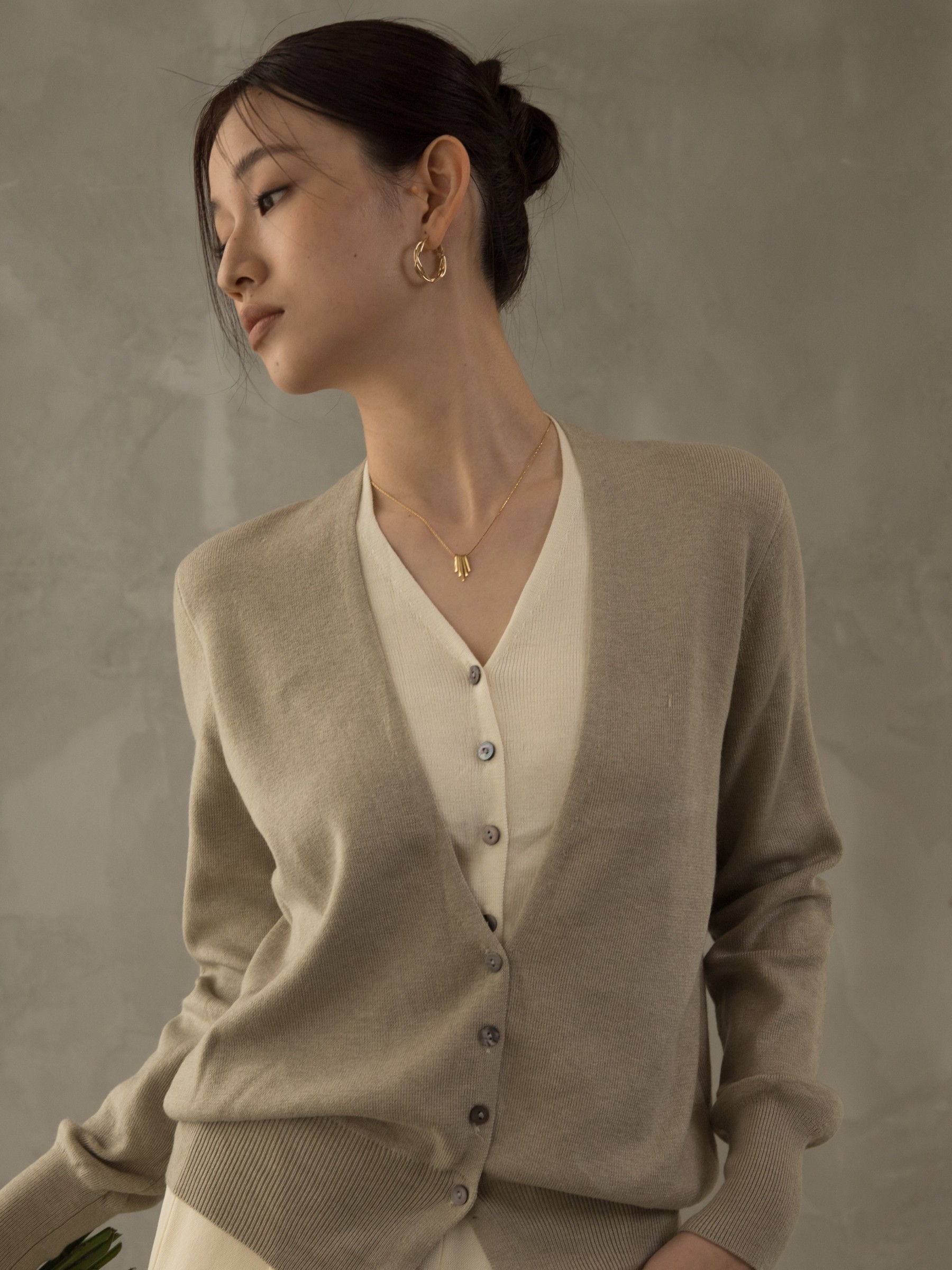 Ogna Fake Two Piece Knit Cardigan-The Black Bow-