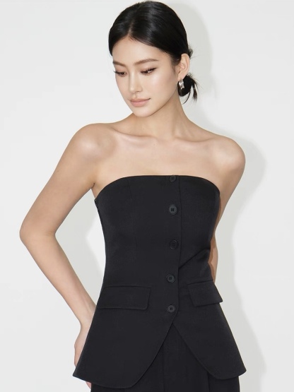 Dallas Sleek Button Strapless Top
