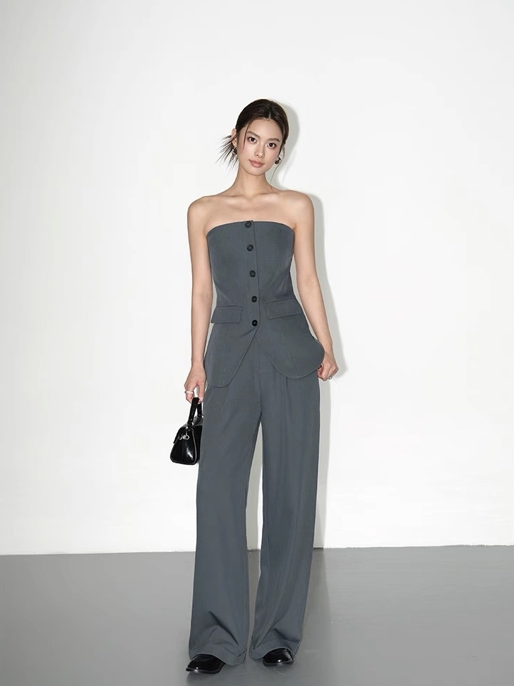 Dallas Sleek Button Strapless Top