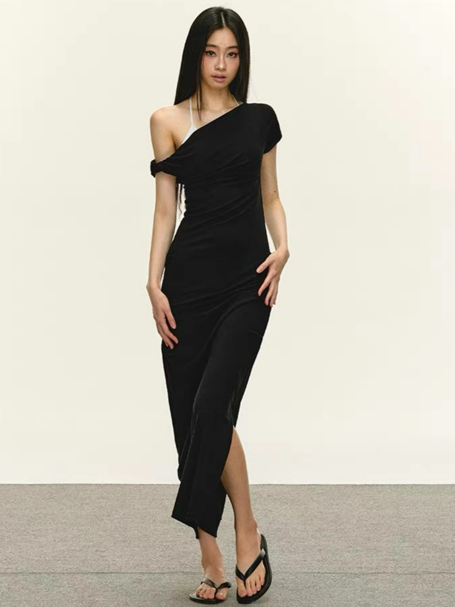 Daniela Asymmetric Shoulder Bodycon Dress