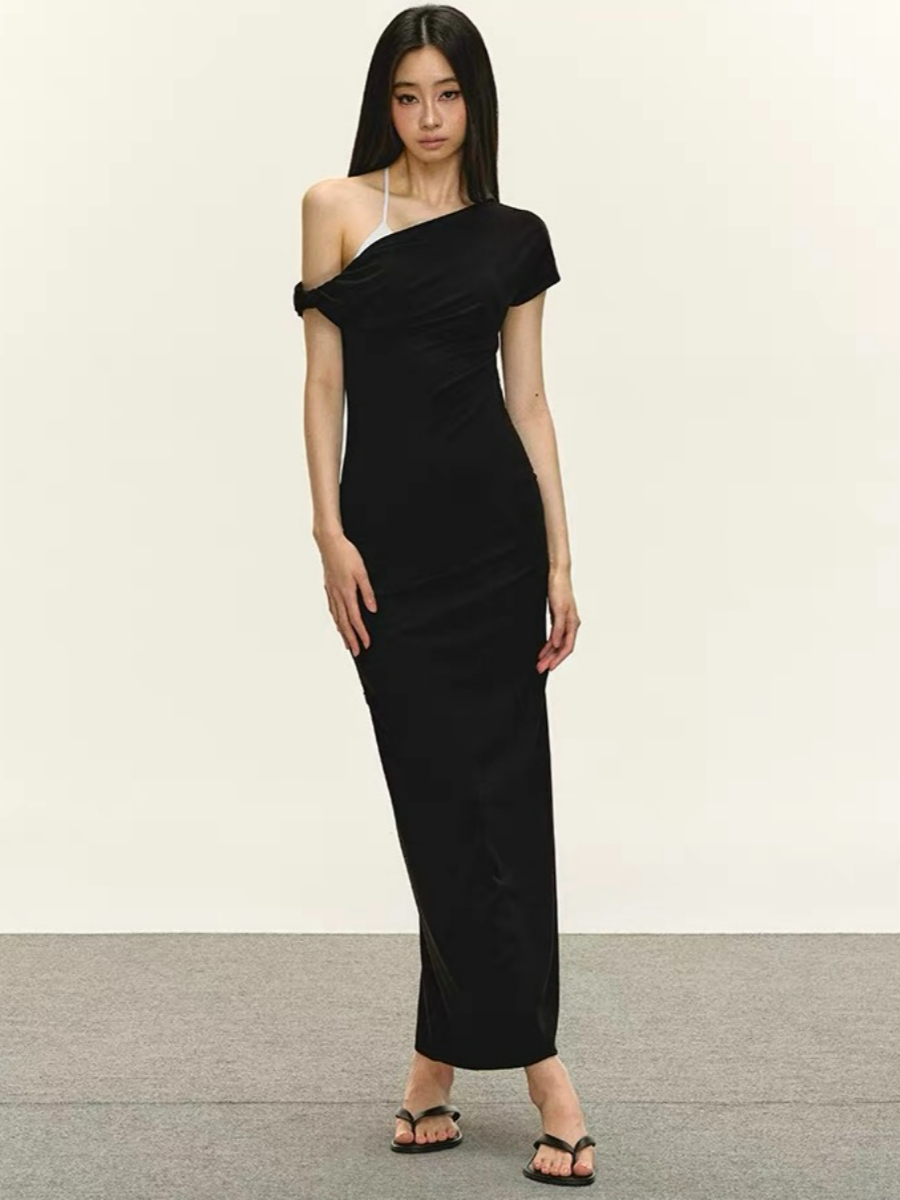 Daniela Asymmetric Shoulder Bodycon Dress