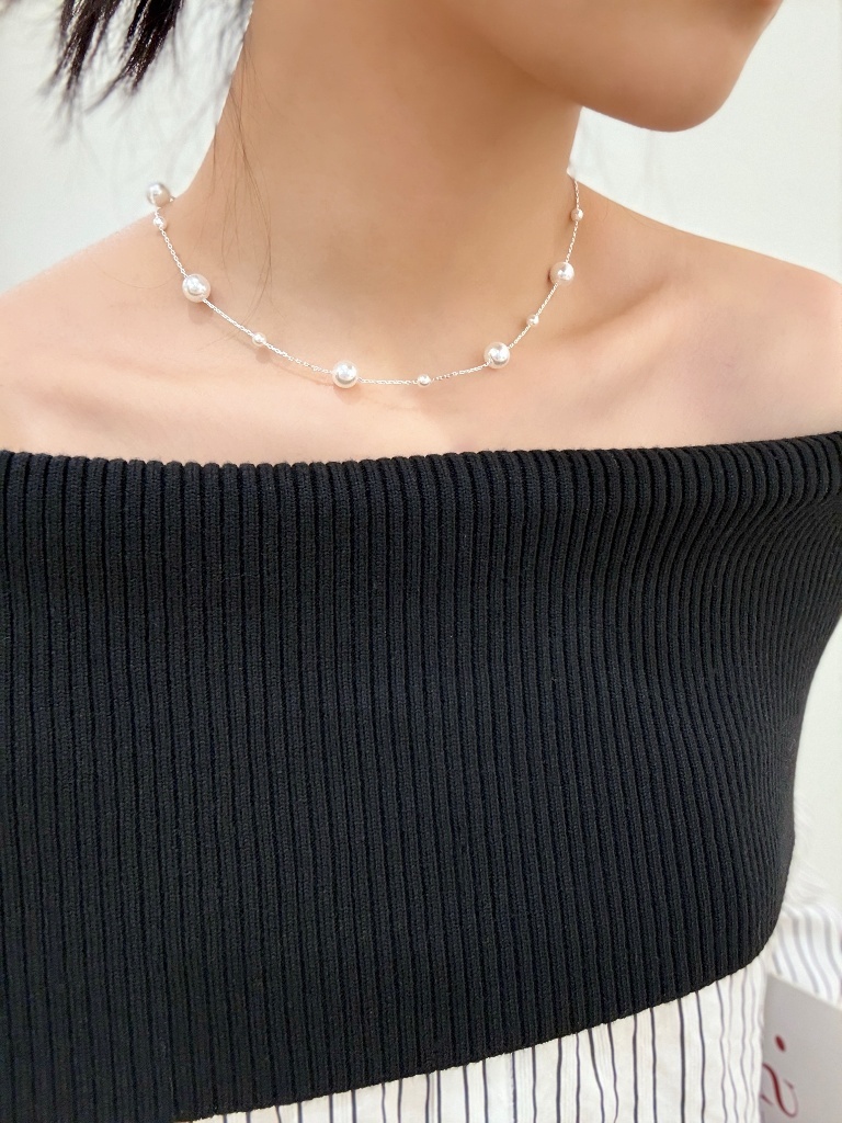 Isuel Station Pearl Necklace