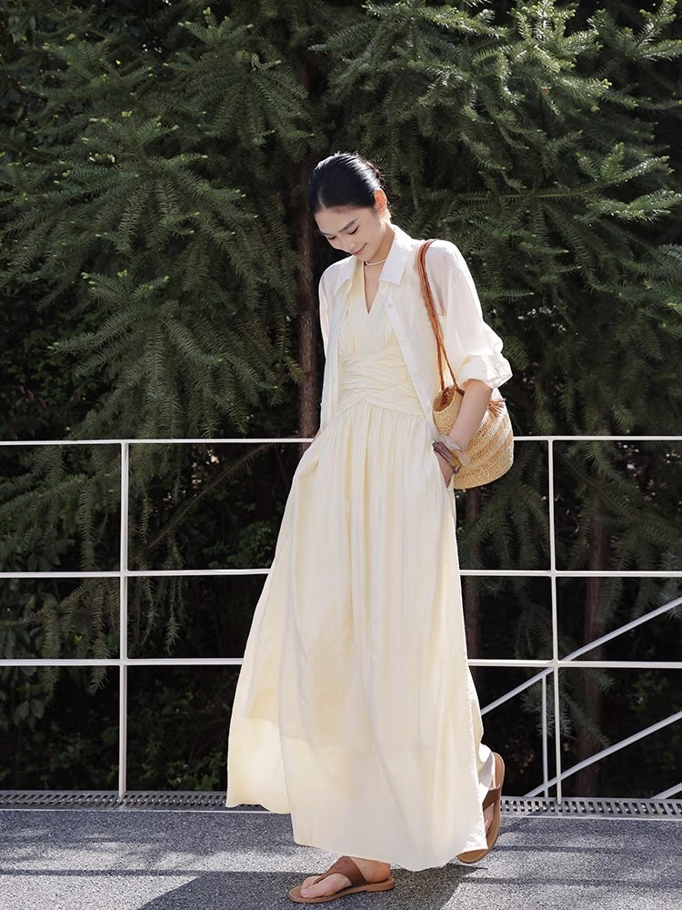 Xenna Halter Neck Maxi Dress