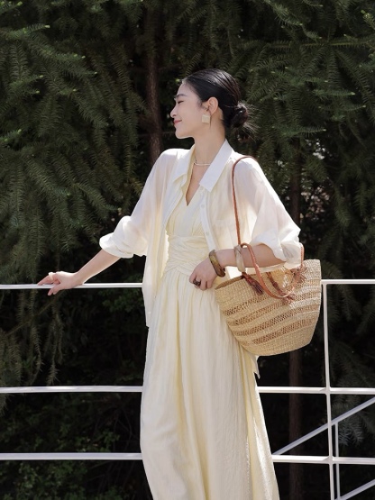 Xenna Halter Neck Maxi Dress