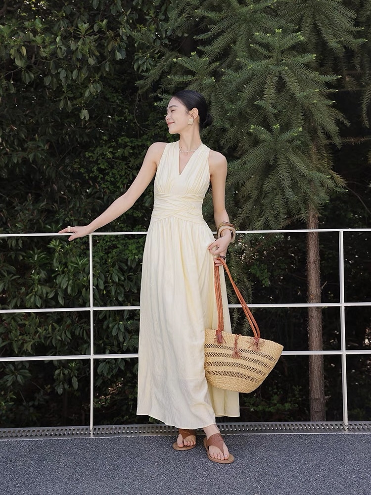 Xenna Halter Neck Maxi Dress