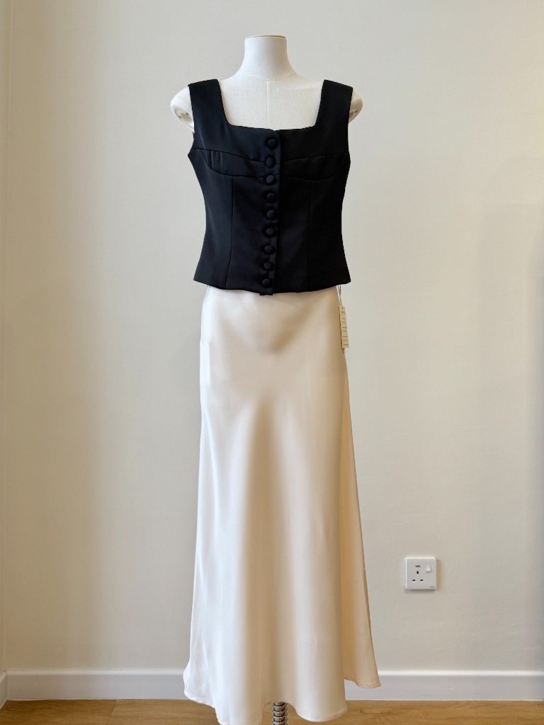 Lean Button Down Delicate Top (Discounted-S size)