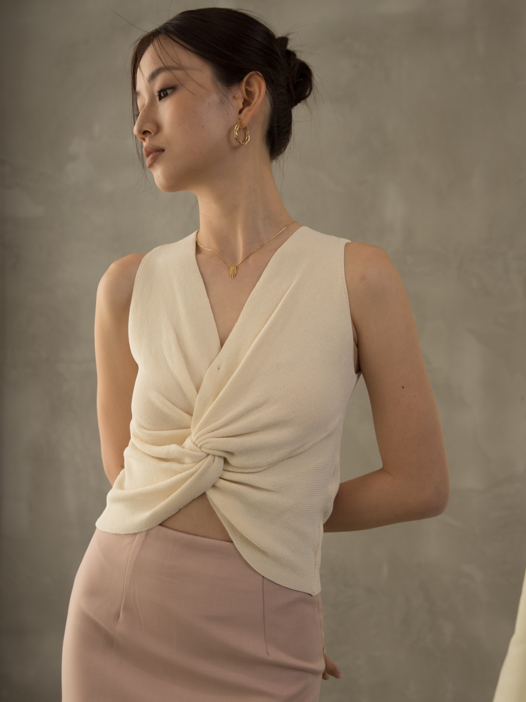 Odilon Front Knot Crop Top-The Black Bow-