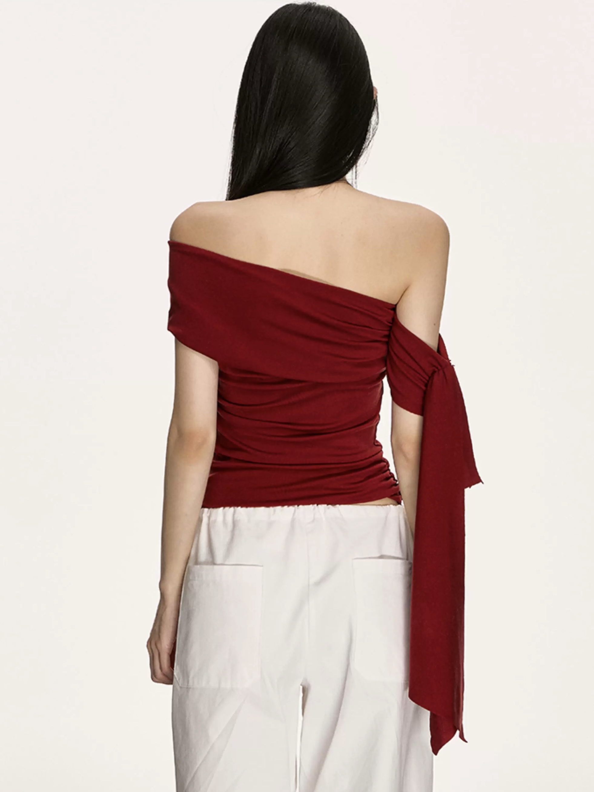 Hwasa One Shoulder Asymmetric Collar Top