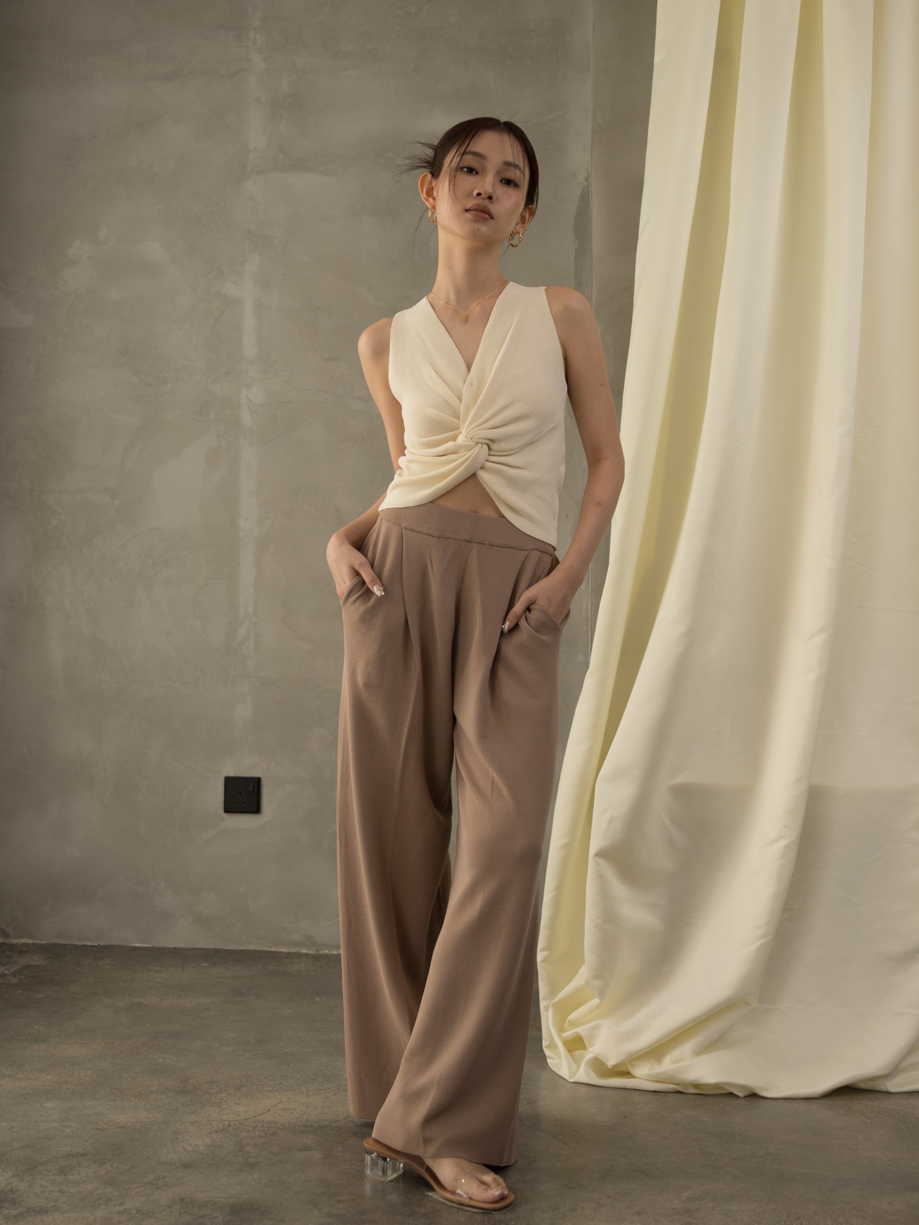 Odilon Front Knot Crop Top-The Black Bow-