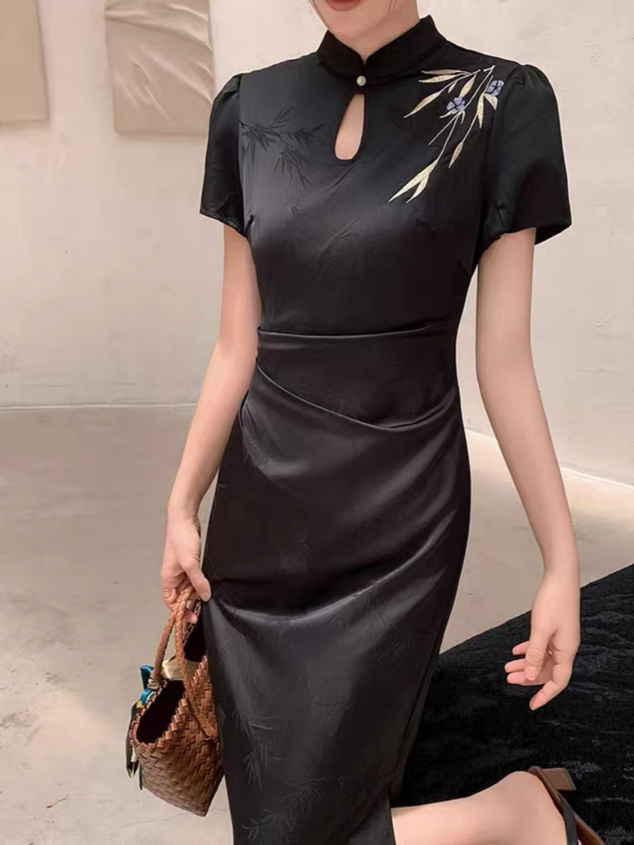 Yu An Short Sleeve Cheongsam