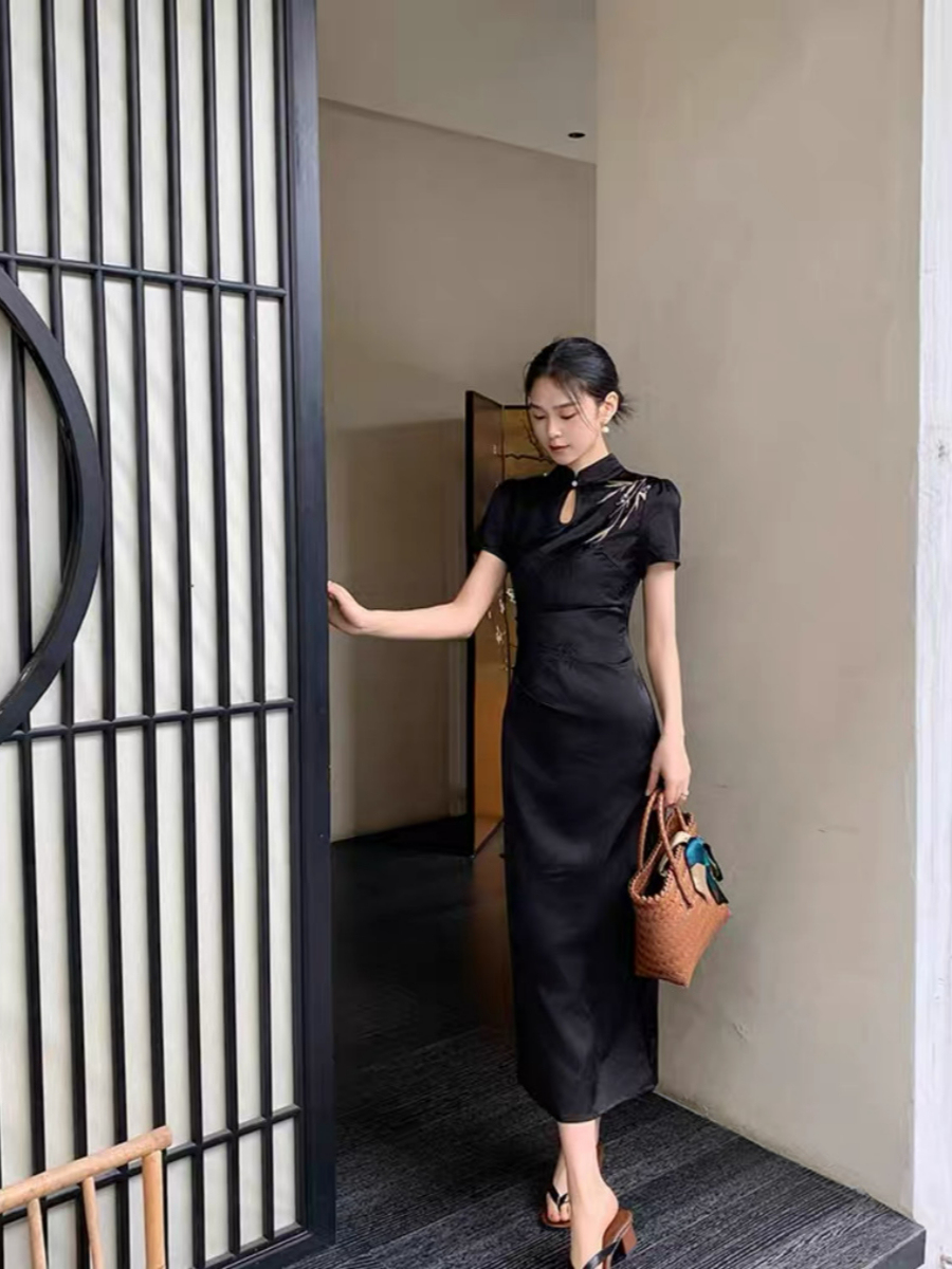 Yu An Short Sleeve Cheongsam