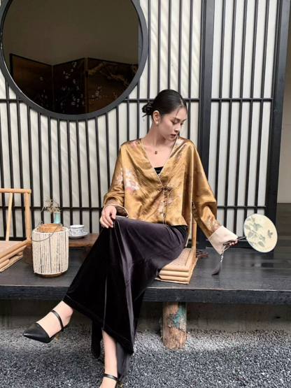 Yu Bo Binding Sleeve Floral Cardigan Top