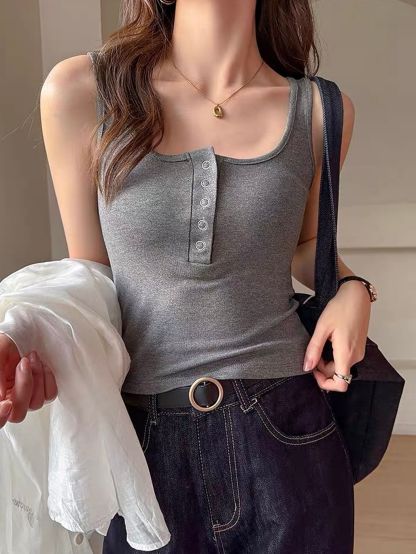 Eira Buttoned Knit Top (Non-Padded)