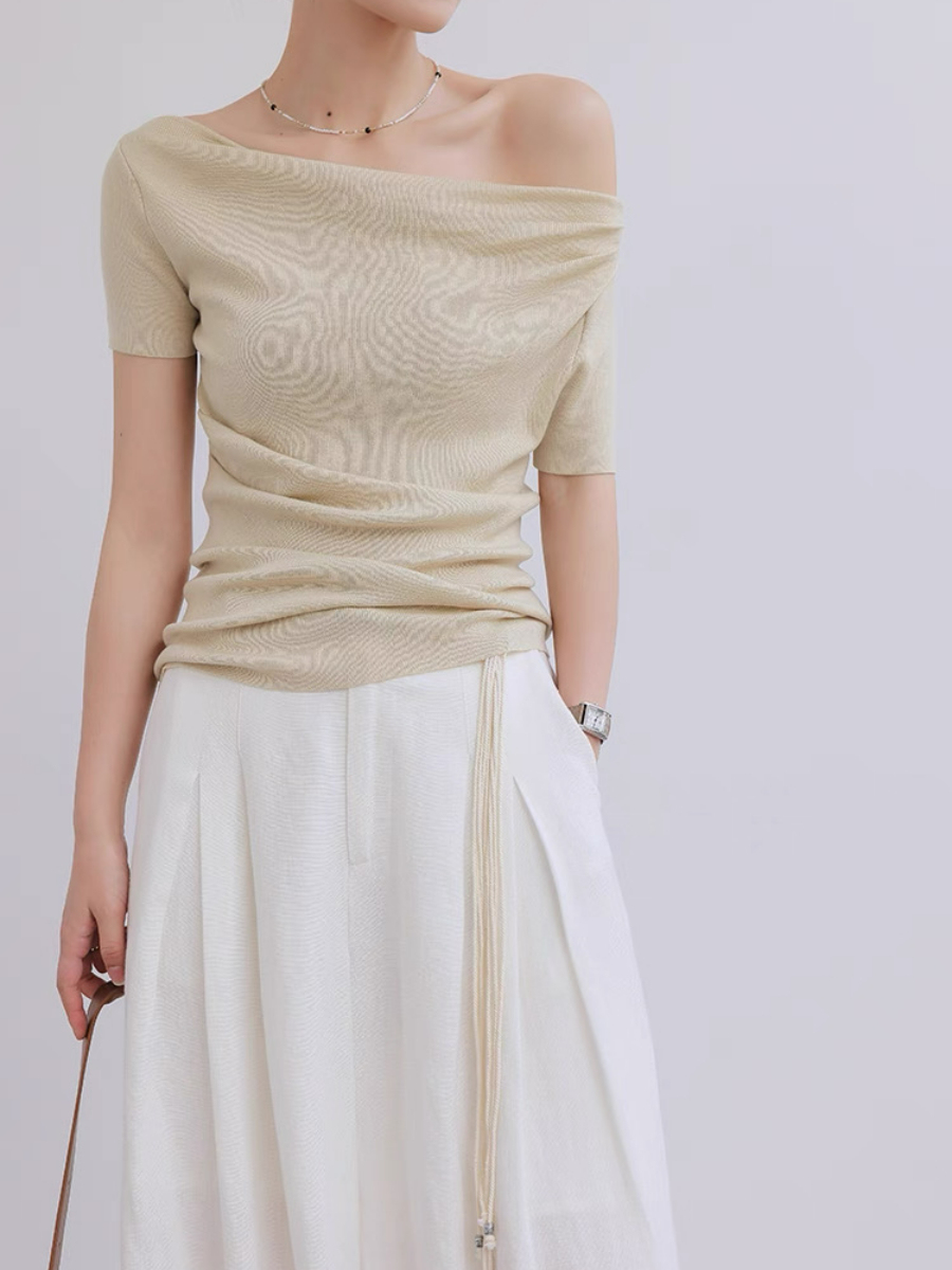 Mandya Mid Sleeve One Shoulder Top